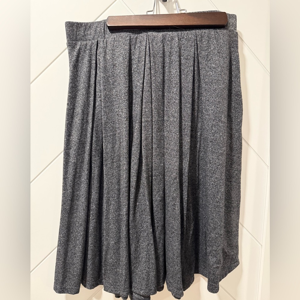 LuLaRoe Madison Gray Pleated A-Line Midi Skirt